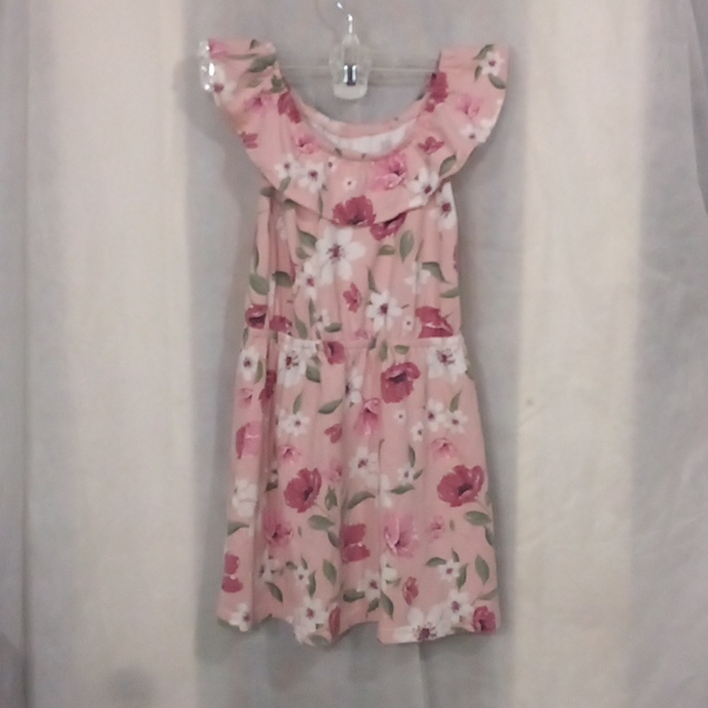 Girls lite pink floral sleavless dress pre-owned like new